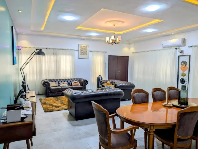 Villa à louer meublée Cotonou